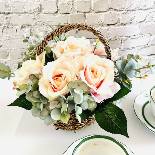 HANDMADE プリザーブドフラワー アレンジメント 花籠 薔薇 薔薇の花籠アレンジ 籠アレンジ 薔薇アレンジ インテリア アーティ
