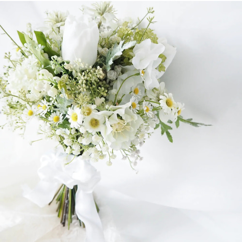 定番のホワイト×グリーンブーケ ウェディングブーケ造花 前撮り フォト