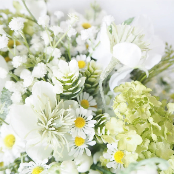 定番のホワイト×グリーンブーケ  ウェディングブーケ造花　前撮り　フォトウェディング 10枚目の画像