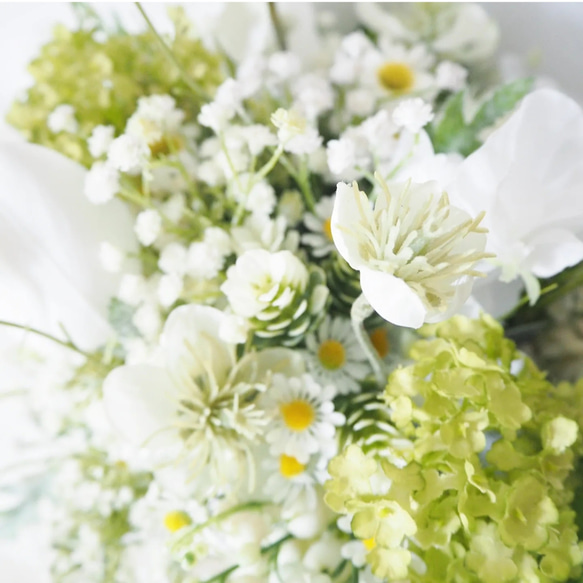 定番のホワイト×グリーンブーケ  ウェディングブーケ造花　前撮り　フォトウェディング 8枚目の画像