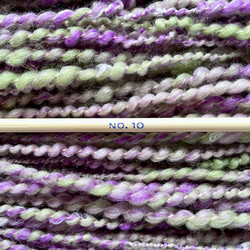 手紡ぎ毛糸〜 双糸 パープルとグリーン　50g　Ｐ-4 3枚目の画像