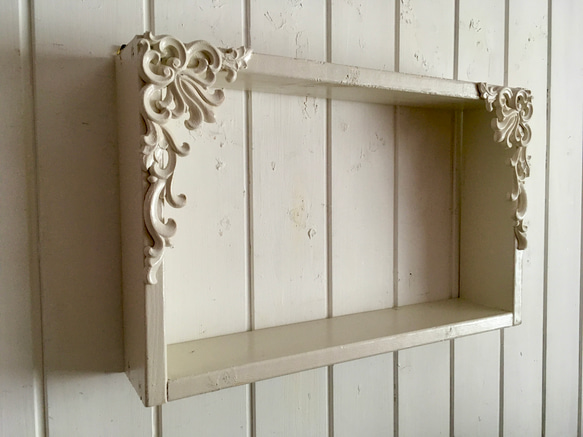 アンティーク ヨーロピアン調 額縁 シェルフ  BOX 飾り棚 木製 壁面収納 ミルキーホワイト 4枚目の画像
