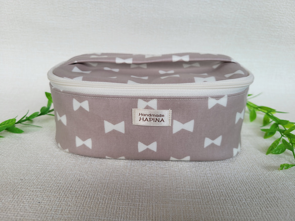 バニティ型ランチバッグ 保冷保温 リボン柄 ベージュ お弁当入れ