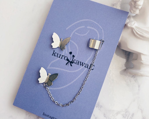 蝶デザインの両耳用ピアス 1eb276c9a6c92815149916aab40b13