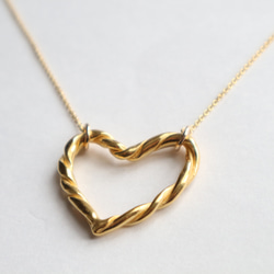 Heart necklace 5枚目の画像