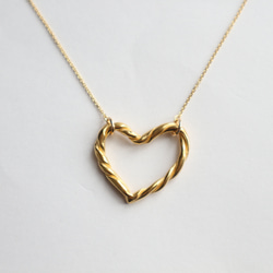 Heart necklace 3枚目の画像