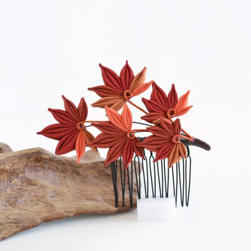 紅葉〔もみじ〕✤コーム つまみ細工 髪飾り 訪問着 着物 紅葉