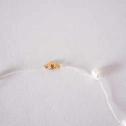 【糸で編み上げたネックレス】pieni cocon（S）淡水パールと糸のネックレス　軽量可愛い　ほっこりナチュラル 6枚目の画像
