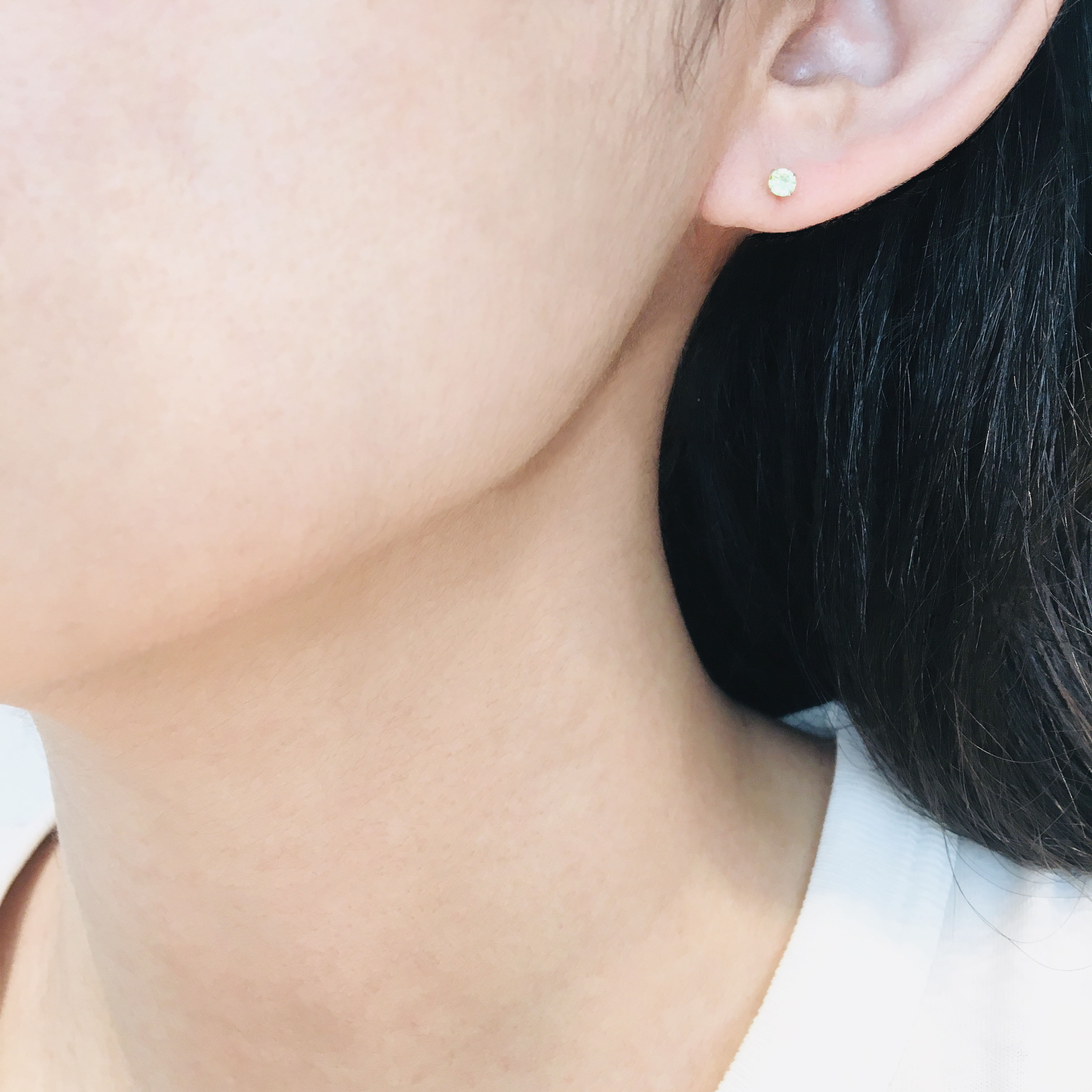 【K14WG】ペリドットピアス　3mm