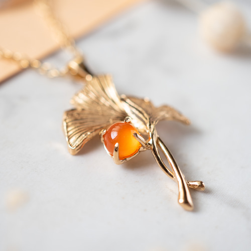 受注】イチョウとカーネリアンの秋の実りネックレス SV925 ネックレス