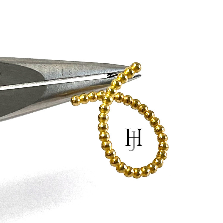 【50個】ツイストしずく形ピアス【je74】