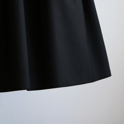 [售罄！ ] 塔夫綢裙長袖對接洋裝【黑x黑】 第10張的照片