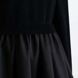 [售罄！ ] 塔夫綢裙長袖對接洋裝【黑x黑】 第9張的照片