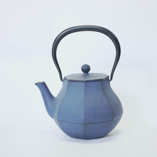 受注生産品】南部鉄器 鉄瓶 みやび 青 1L | 1848年創業 南部鉄器