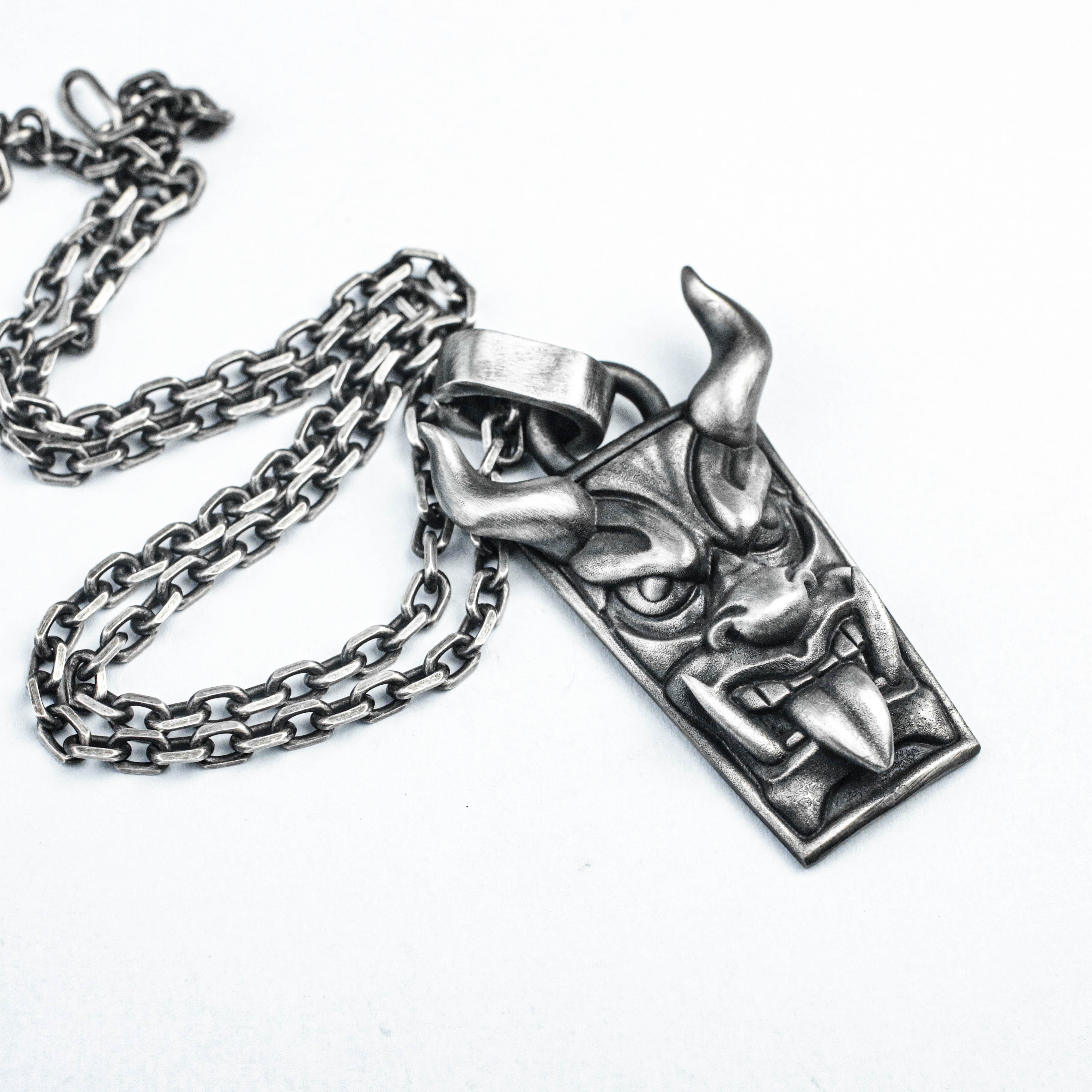 ミノタウロスの顔 925 スターリングシルバー ペンダント、トーテム ロング タン ネックレス、干支マスコット