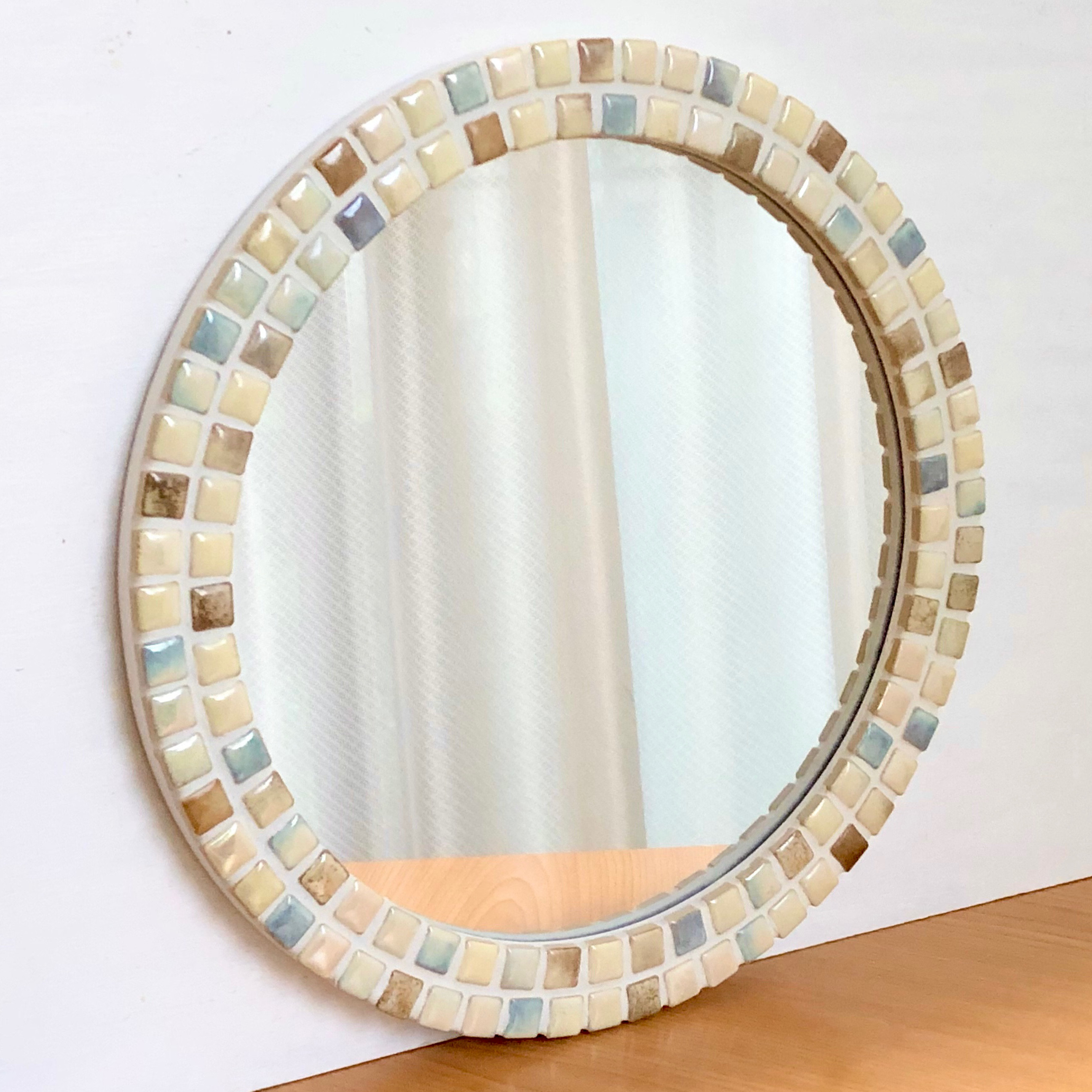 ぷっくりタイルの鏡 アンティークミックス　壁掛けウォールミラー　美濃焼モザイクタイル 5,775円