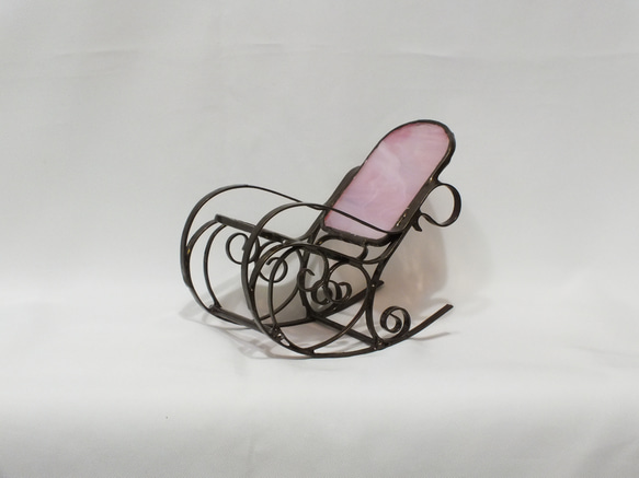 揺り椅子（ピンクのステンドグラス　手のひらサイズ） 10枚目の画像
