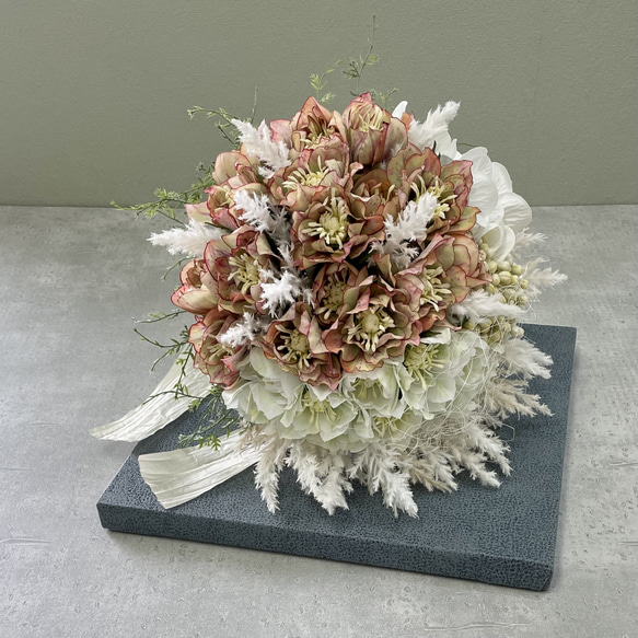 ❁Wedding Bouquet❁クリスマスローズとパンパスのブーケ【40821】 2枚目の画像