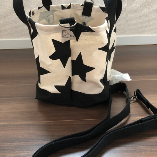 おとママ羊毛フェルト お散歩トートバッグ 星柄（黒の仕切り  