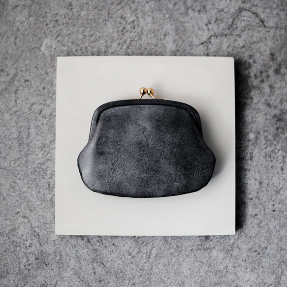 送料無料 小さい財布 ミニマム 革巻き がま口 国産 蝋引き革 ミニ財布 口金 ガマ口 ガマグチ ブラック AURAMU 2枚目の画像