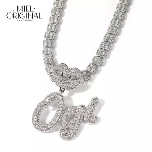 名入れ✨キラキラ バゲットチェーン リップ キスマーク  