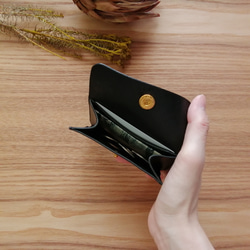レザーミニ財布　本革　黒　ブラック　カード　コイン　ウォレット　革　ケース　トイプードル　刺繍　犬 3枚目の画像