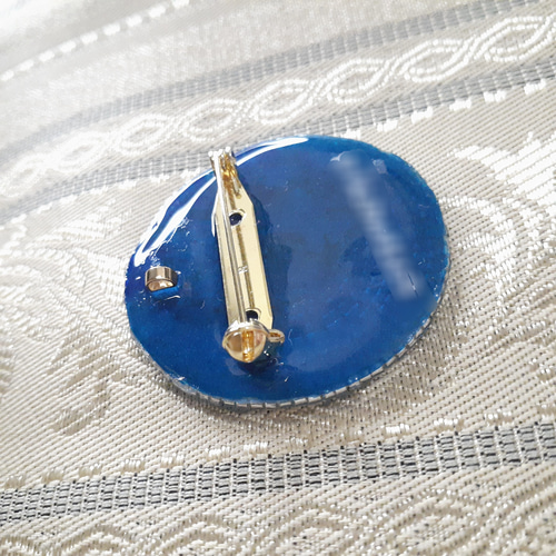 太陽と月のブローチ(青天) ＊オートクチュールビーズ刺繍