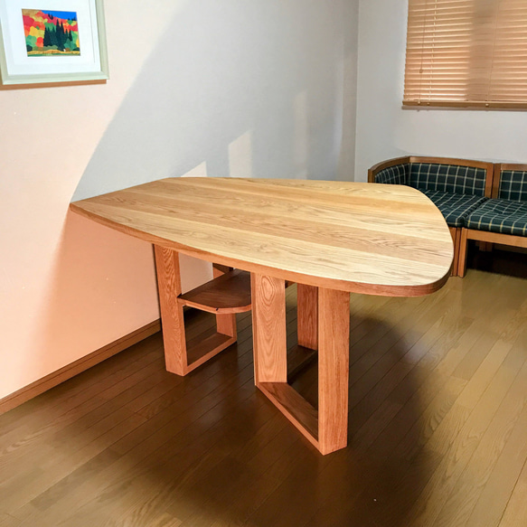 広葉樹154x113cmボックス脚無垢材変形テーブル(M21-1type) 6枚目の画像