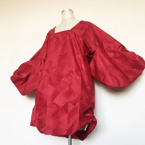 ハンドメイド・ミリタリーロリータコート（赤×金刺繍） ハンドメイド・ミリタリーロリータコート（赤×金刺繍） 秋 装飾 手作り