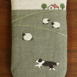 【受注製作】手刺繍の眼鏡ケース『牧羊犬』 2枚目の画像