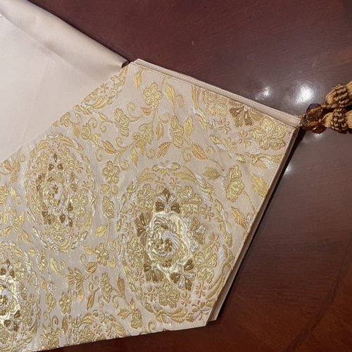 豪華刺繍 袋帯で作った正絹テーブルランナー帯リメイク1631 豪華刺繍 袋帯で作った正絹テーブルランナー帯リメイク1631