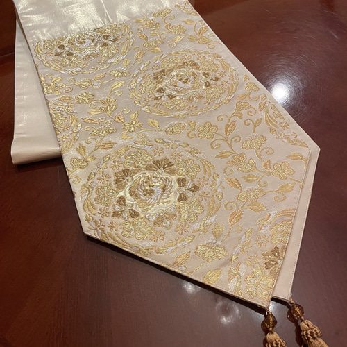 豪華刺繍 袋帯で作った正絹テーブルランナー帯リメイク1631 豪華刺繍 袋帯で作った正絹テーブルランナー帯リメイク1631