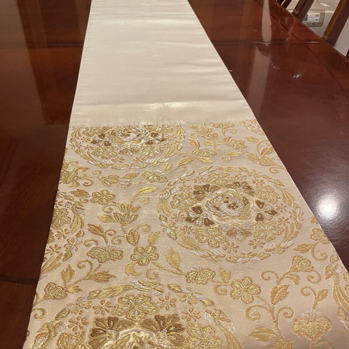 豪華刺繍 袋帯で作った正絹テーブルランナー帯リメイク1631 豪華刺繍 袋帯で作った正絹テーブルランナー帯リメイク1631