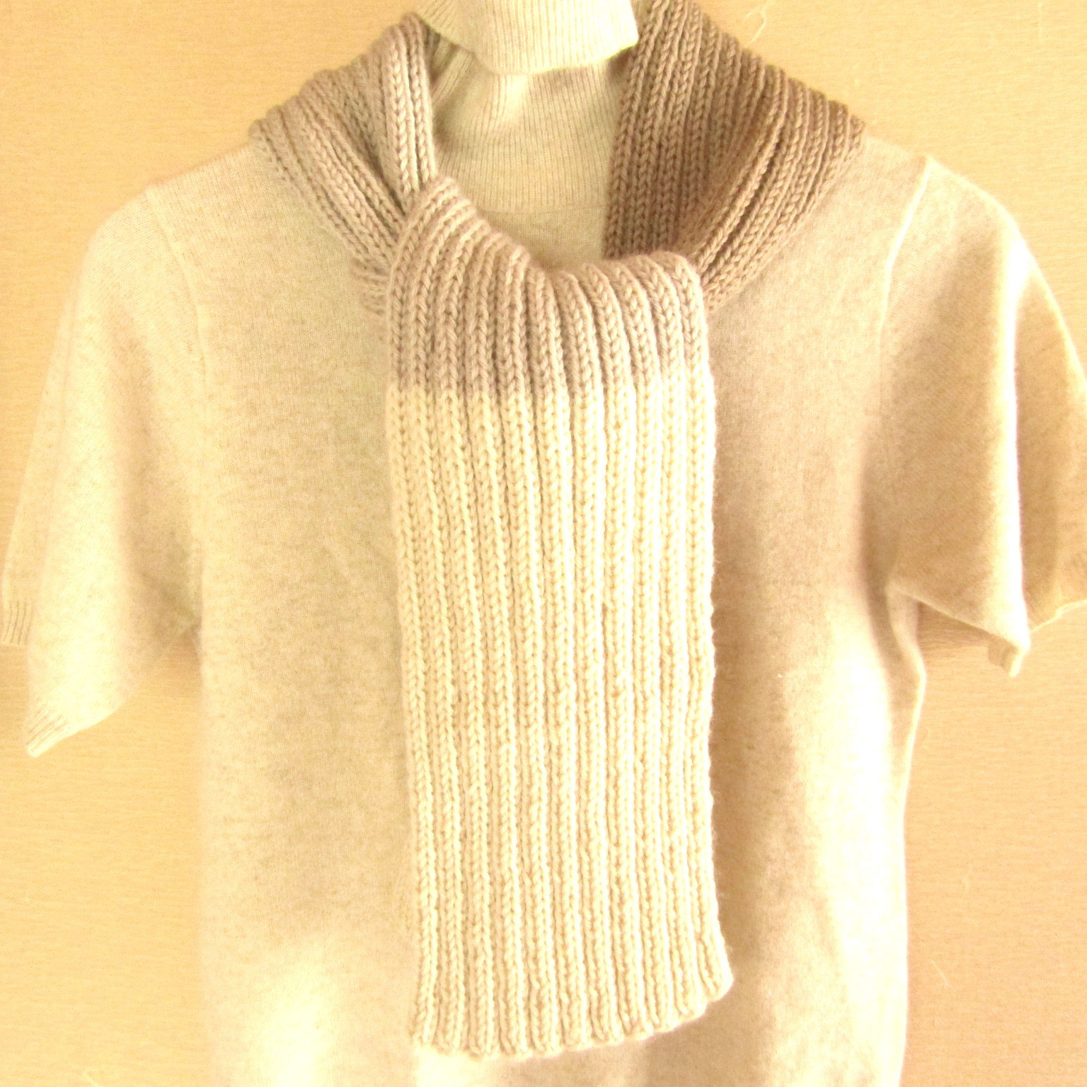 ❁手編み❁３色メリノウールマフラー(ベージュ系)