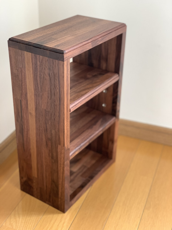 ウォールナット製3段シェルフ