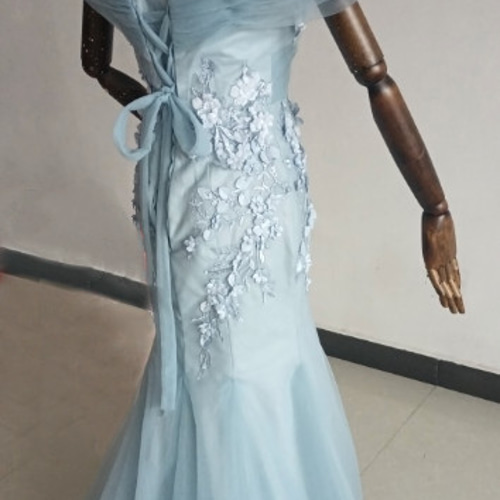 高品質！ ウエディングドレス オフショルダー 短トレーン ふわふわ袖  