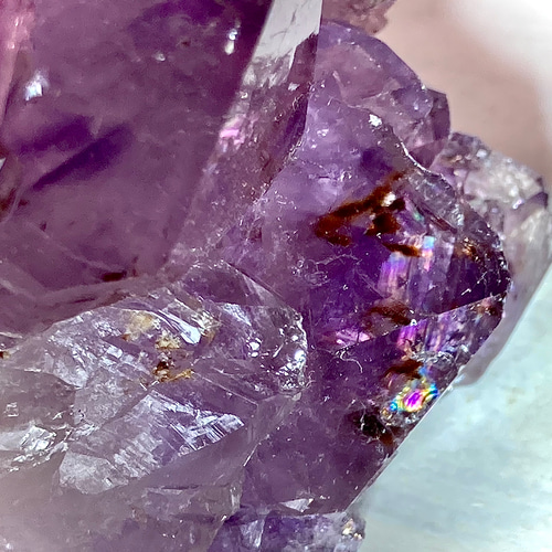 愛の守護石✨レインボー ゲーサイト内包 アメジスト クラスター