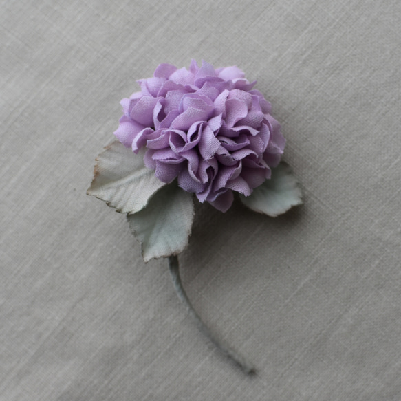 【布花】小さな紫陽花のコサージュ（ピンクパープル）/一点物 6枚目の画像