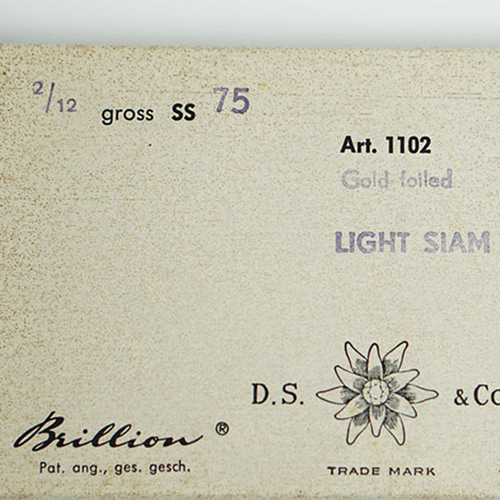 ヴィンテージ スワロフスキー art.1102 ss75 LIGHT SIAM 3個