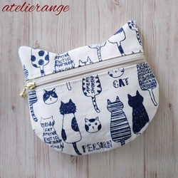 受注制作】ねこの形のポーチ にゃんこ色々 猫型ポーチ ポーチ Atelier