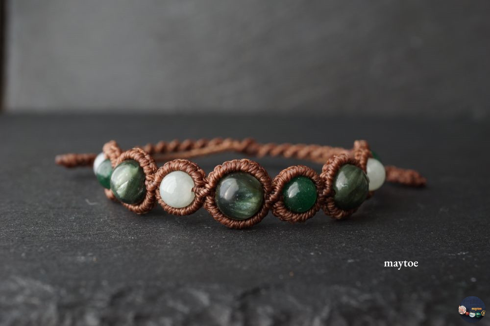 セラフィナイトのマクラメブレスレット＜金属フリー＞