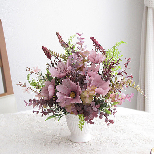 くすみピンク色のコスモス入り秋アレンジ（アーティフィシャルフラワー