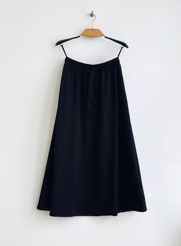 スウェット素材♪広がりの少ないAラインスカート（Black） 10枚目の画像