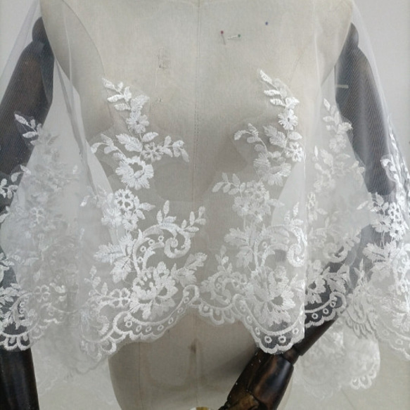 非常受歡迎的可愛優雅頂篷風格波列羅婚紗盛開透明花朵蕾絲 第3張的照片