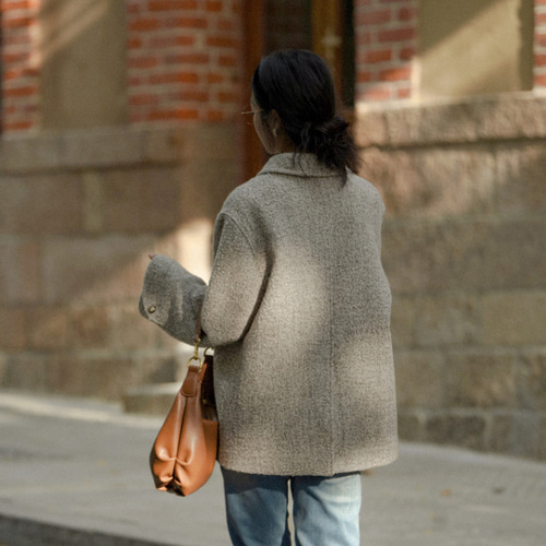 ツリー柄刺繍のジャケット　ショートコート　リネン　やや厚手　裏なし　ハンドメイド GIUNON ノーカラーコート コート collarless short jacket coat ジャケット・アウター