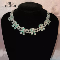 名入れ♡ぶら下がりハート✨キラキラ イニシャル カスタムピアス 名前