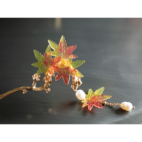 【★安心の定価販売★】 秋風漂う紅葉のかんざし もみじ かんざし 和装髪飾り 簪 モミジ 服＆ファッション小物