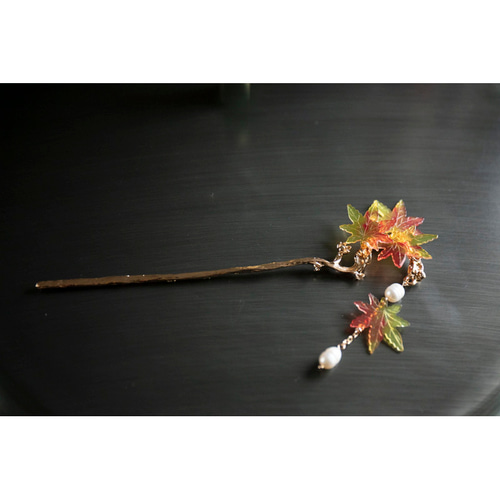 秋風漂う紅葉のかんざし もみじ かんざし 和装髪飾り 簪 モミジ
