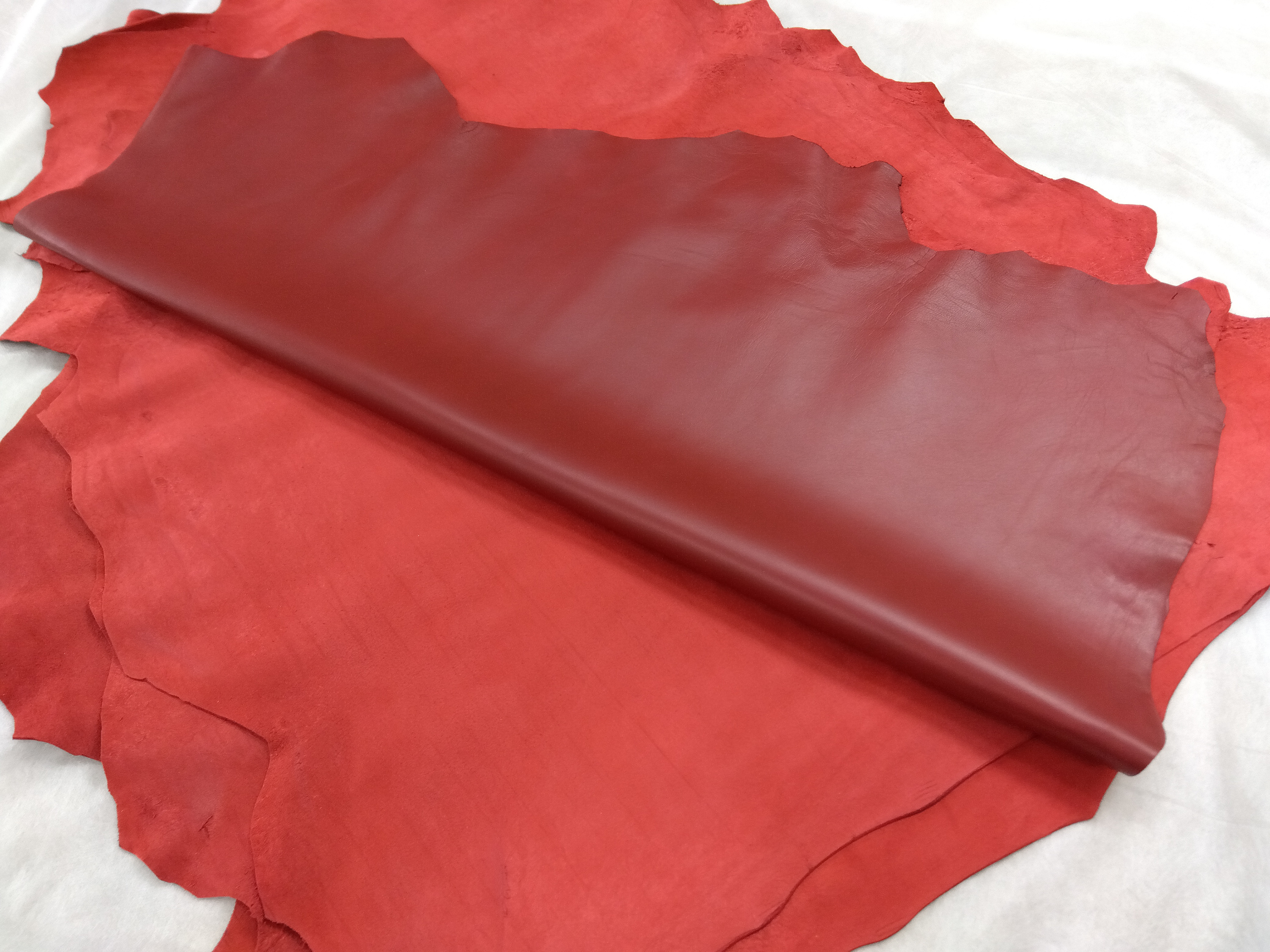 【しっとり柔らかラム革】ナタリーラム-COLOR 2452- 革の厚み1.0mm前後、大きさ50デシ前後