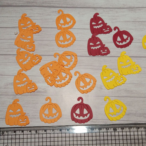 ダイカット ハロウィン かぼちゃ 20枚 クラフトパンチ コラージュ 素材